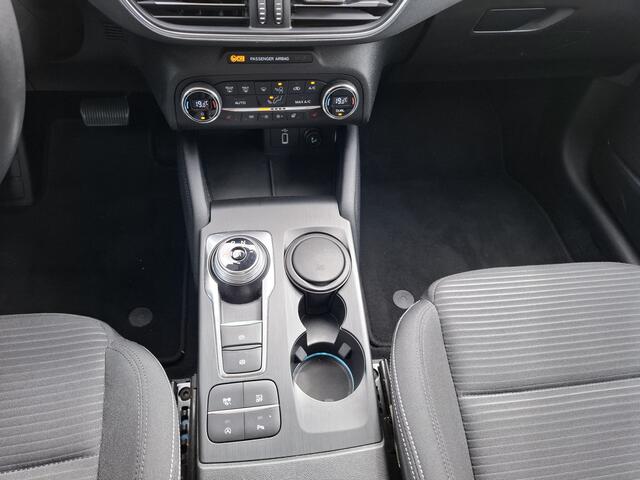 Ford FOCUS 1.5 EcoBoost ST Line Business | Automaat | Trekhaak | Nieuwe binnen!