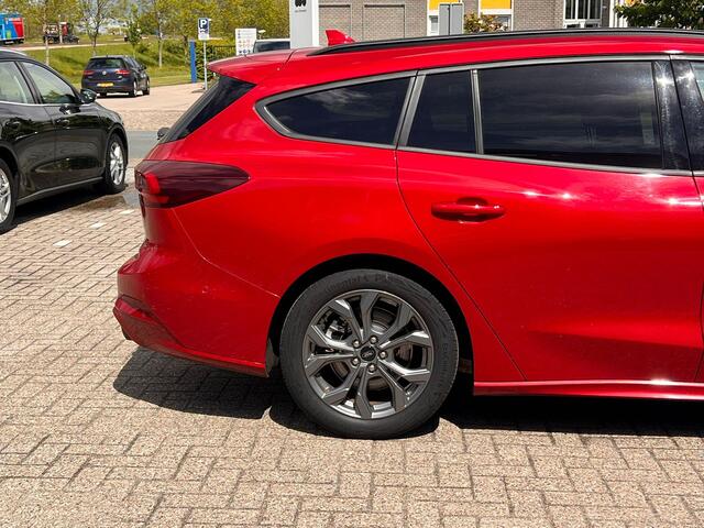 Ford FOCUS Wagon 1.0 EcoBoost Hybrid ST Line 155pk | Winterpack | Driver Assistance Pack | Orig. NL auto