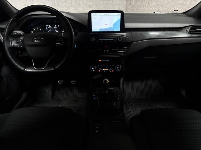 Ford FOCUS Wagon 1.0 EcoBoost ST Line X (APPLE CARPLAY, GROOT NAVI, STUUR/STOELVERWARMING, CAMERA, SPORTSTOELEN, ADAPTIVE CRUISE, GETINT GLAS, TREKHAAK, NIEUWSTAAT)