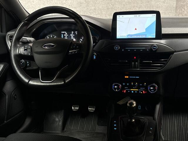 Ford FOCUS Wagon 1.0 EcoBoost ST Line X (APPLE CARPLAY, GROOT NAVI, STUUR/STOELVERWARMING, CAMERA, SPORTSTOELEN, ADAPTIVE CRUISE, GETINT GLAS, TREKHAAK, NIEUWSTAAT)