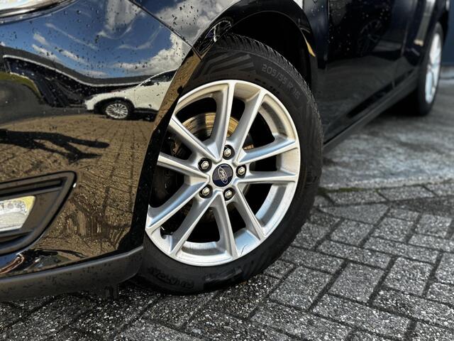 Ford FOCUS 1.0 Lease Edition - Navigatie - Lichtmetalen Velgen - Cruise Control - Trekhaak