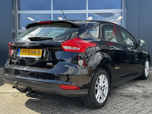 Ford FOCUS 1.0 Lease Edition - Navigatie - Lichtmetalen Velgen - Cruise Control - Trekhaak