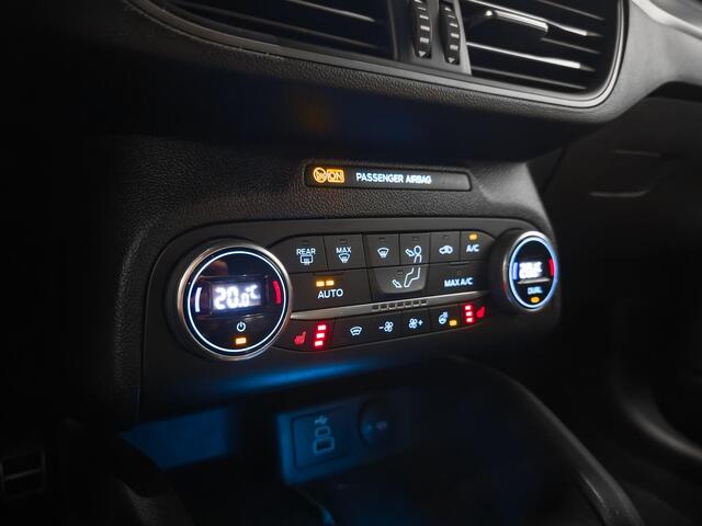 Ford FOCUS Wagon 1.0 EcoBoost Hybrid ST Line | Trekhaak | Winter | Keyless | Camera | NW OH & APK |