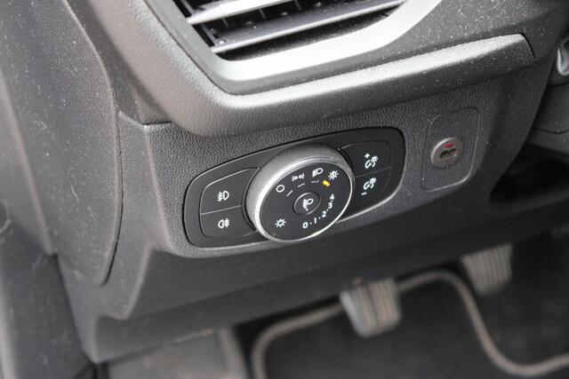 Ford FOCUS Wagon 1.0 EcoBoost Hybrid Titanium X