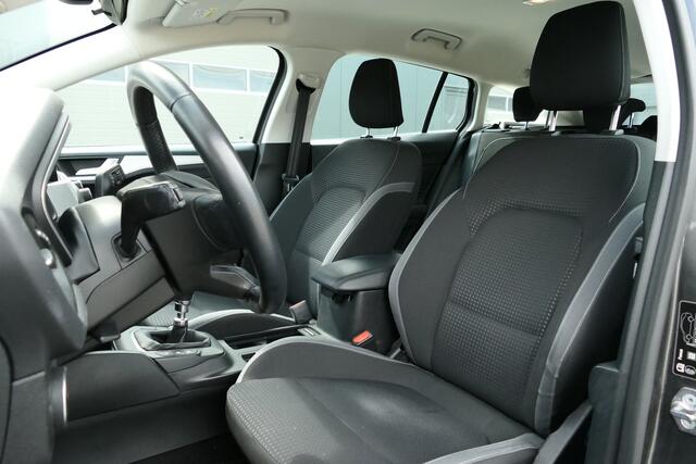 Ford FOCUS Wagon 1.0 EcoBoost Trend Edition Business |Trekhaak|PDC|Navi|Carplay!