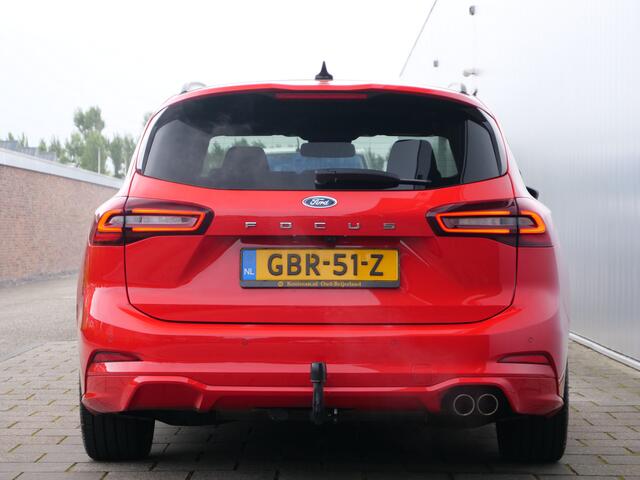 Ford FOCUS Wagon 1.0 EcoBoost Hybrid ST Line X 155 Pk Automaat Navi / DAB / Apple Carplay / Winterpakket / Pano-dak / Trekhaak