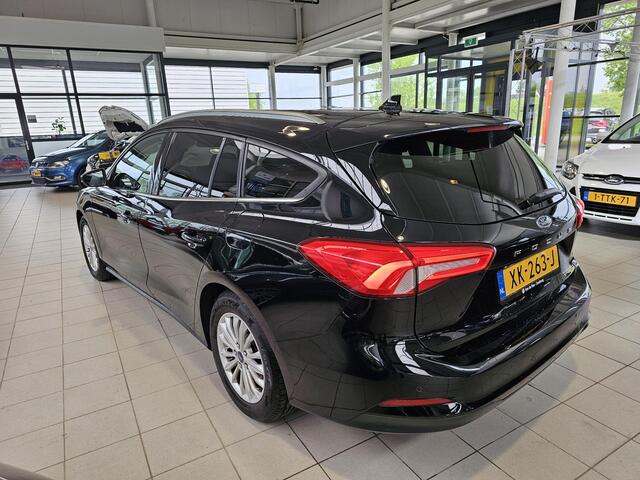 Ford FOCUS Wagon 1.0 EcoBoost Titanium Business