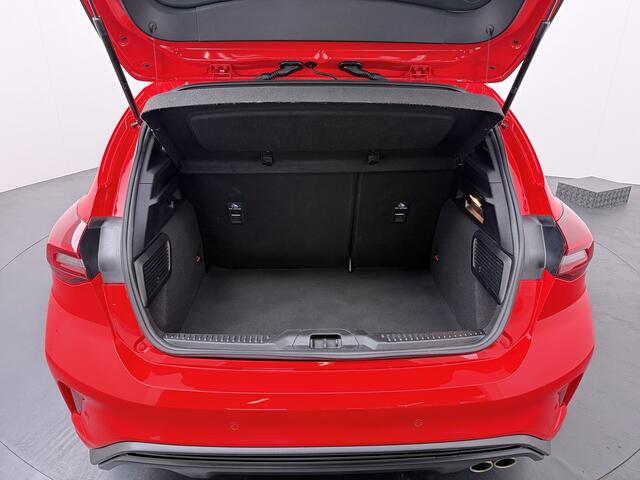 Ford FOCUS 125PK EcoBoost ST Line Business | Winter Pack | All season | Privacy glass | LED |