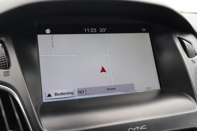 Ford FOCUS 1.0 First Edition | ST-Line | Navigatie | Bluetooth | Cruise control | Uitstraling!
