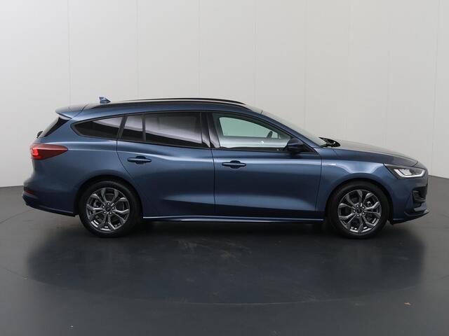 Ford FOCUS Wagon 1.0 EcoBoost Hybrid ST Line X | Afneembare Trekhaak | Winterpakket | Cruise Control Adaptief | Parkeercamera | Head-Up | Navigatie |