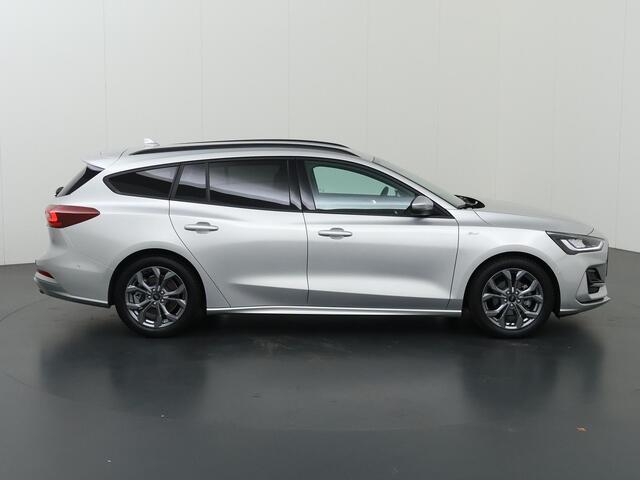 Ford FOCUS Wagon 1.0 EcoBoost Hybrid ST Line X | Afneembare Trekhaak | Winterpakket | Cruise Control Adaptief | Parkeercamera | Head-Up | Navigatie |