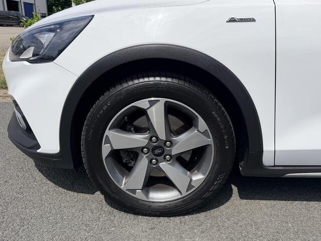 Ford FOCUS 1.5 EcoBoost 150PK AUTOMAAToPano