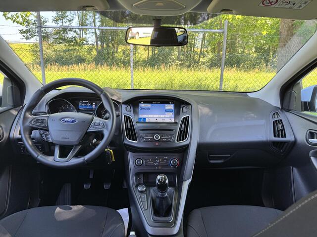 Ford FOCUS Wagon 1.0 EB 100PK Lease Edition | NW. GELEVERD | DEALER ONDERHOUDEN | CARPLAY | NAVI | CRUISE | AIRCO |