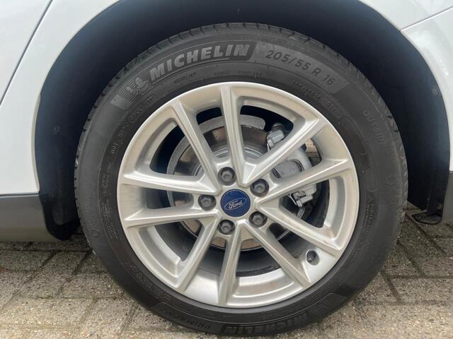 Ford FOCUS Wagon 1.0 Lease Edition