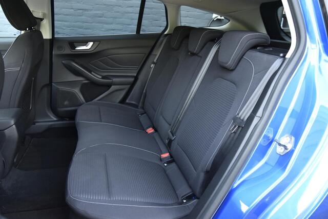 Ford FOCUS Wagon 1.0 EcoBoost Titanium Business