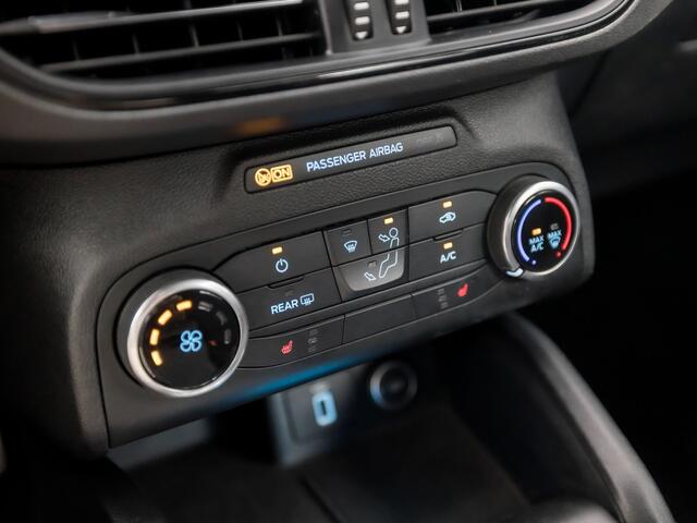 Ford FOCUS Wagon 1.5 EcoBoost ST Line 150Pk Automaat (APPLE CARPLAY, GROOT NAVI, STOELVERWARMING, KEYLESS, SPORTSTOELEN, PARKEERSENSOREN, CRUISE, LANE ASSIST, NIEUWSTAAT)