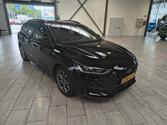 Ford FOCUS Wagon Ecoboost Hybrid 155 pk ST-line | Winter Pack | LED | Camera | Adapt. Cruise | Apple Carplay draadloos