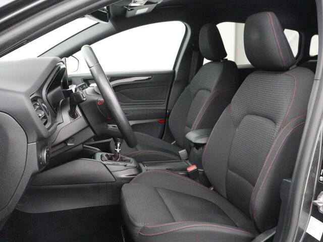 Ford FOCUS 1.5 EcoBoost ST Line | Stoelverwarming | Adaptive cruise | Camera | Carplay | Stuurverwarming | Navigatie | Full LED | Parkeerhulp | Climate control | Bluetooth