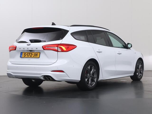 Ford FOCUS Wagon 1.5 EcoBoost ST-Line X Business | Panoramadak | Elekt. Wegklapbare Trekhaak | Winterpack | Cruise Control Adaptief | Parkeercamera |