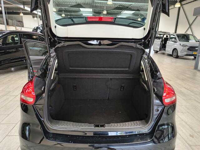 Ford FOCUS EcoBoost 125 pk Edition | Navi | Apple Carplay / Android Auto | Cruise | Parkeersens. | zeer zuinig