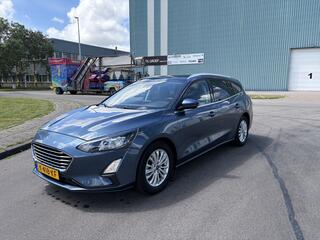 ford-focus-wagon-1.0i-ecoboost-hybr