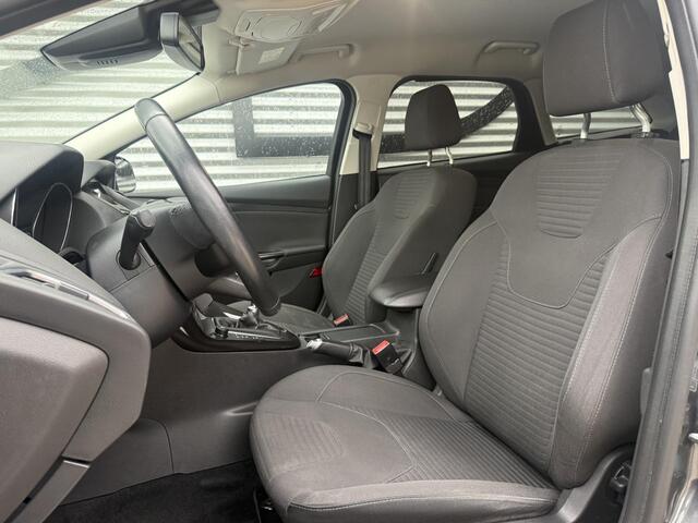Ford FOCUS Wagon 1.0 Titanium 1e Eigenaar|Navi|Clima|Cruise|Carplay|Stoel+Stuur verw|PDC V+A|APK tot 12-2026