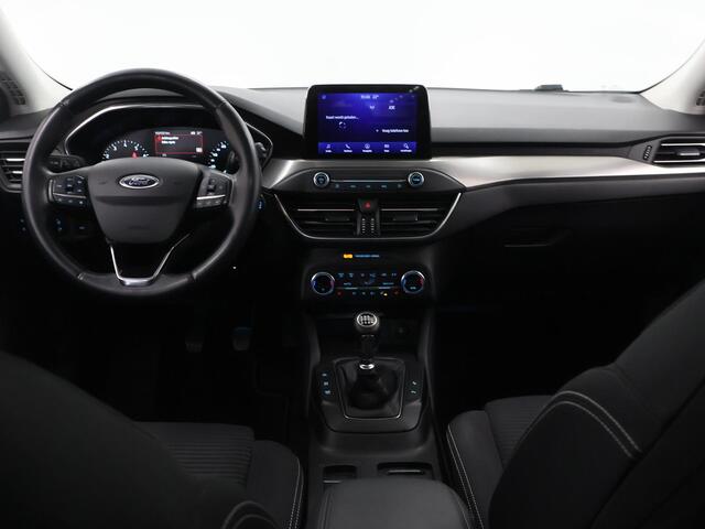 Ford FOCUS Wagon 1.0 EcoBoost Titanium Business | Trekhaak | Panoramadak | Winterpakket | B&O | Parkeercamera | Elektr. Achterklep |