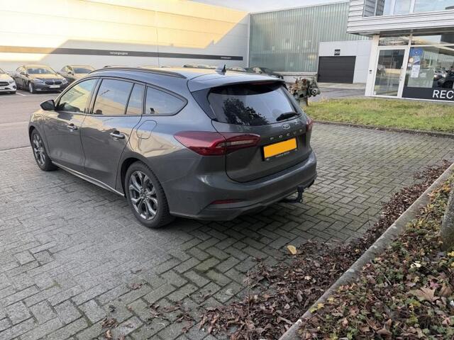 Ford FOCUS Wagon 1.0 ECOBOOST HYBRID ST LINE X AUT. Navi | Stuur + Stoelverwarming | 4-seiz. banden!