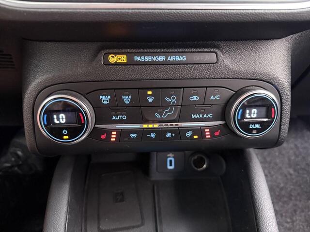 Ford FOCUS Wagon 1.0T 125PK Automaat Titanium Business Winterpakket Led/Trekhaak/B&O/Ad.Cruise/4S.Banden
