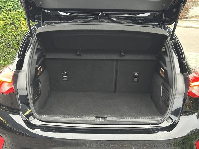 Ford FOCUS 1.5 EcoBoost ST Line Business Pano Navi Automaat