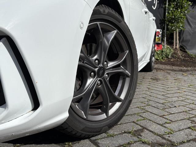 Ford FOCUS 1.0 EcoBoost Hybrid ST Line Business - Navigatie - Climate Controle - Adaptief Cruise Control