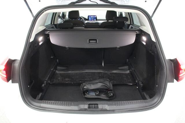 Ford FOCUS 1.0 EcoBoost Hybrid Titanium Style - Carplay, Cruise, Clima, Afn. Trekhaak