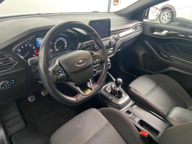 Ford FOCUS Wagon 1.0 EcoBoost Hybrid ST Line X Business