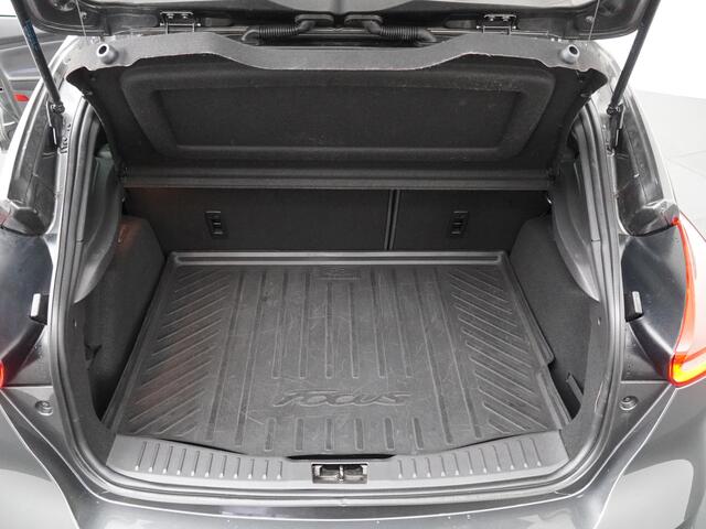 Ford FOCUS 2.3 350PK RS AWD | Launch Control | Recaro | Xenon | Winter Pack |