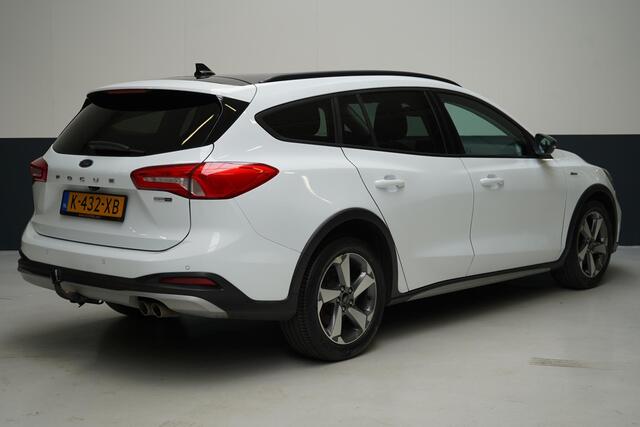 Ford FOCUS Wagon 1.0 EcoBoost 125pk Hybrid Active Business | Trekhaak | Carplay | B&O Sound | Camera | Zwart dak