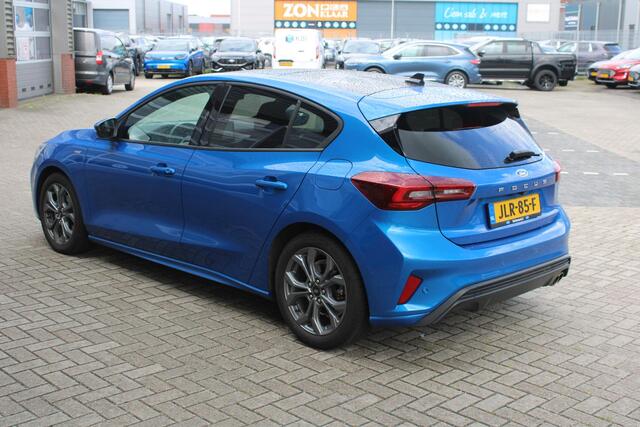 Ford FOCUS 1.0 EcoBoost 155 PK Hybrid ST Line X AUTOMAAT | Panoramadak | Camera | Winterpack | Adaptieve Cruise Control | BLIS |