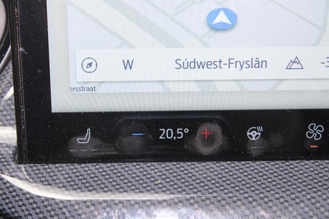 Ford FOCUS 1.0 EcoBoost 155 PK Hybrid ST Line X AUTOMAAT | Panoramadak | Camera | Winterpack | Adaptieve Cruise Control | BLIS |