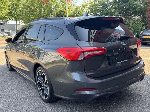 Ford FOCUS Wagon 1.5 ST-Line // NAVI // CAMERA // B&O AUDIO // ELEK. TREKHAAK // CRUISE CONTROL // HEAD UP DISPLAY //