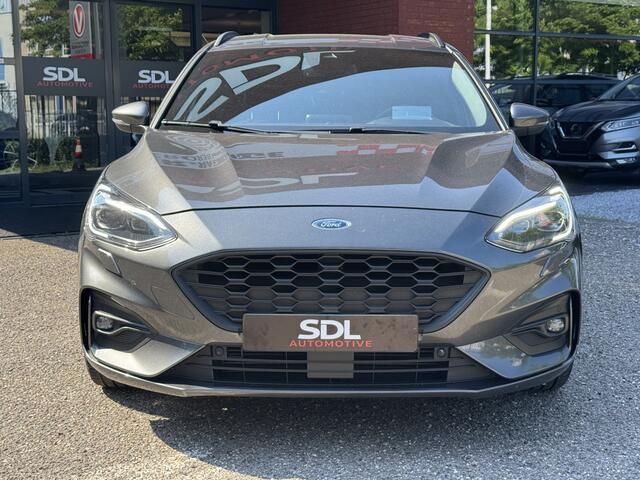 Ford FOCUS Wagon 1.5 ST-Line // NAVI // CAMERA // B&O AUDIO // ELEK. TREKHAAK // CRUISE CONTROL // HEAD UP DISPLAY //