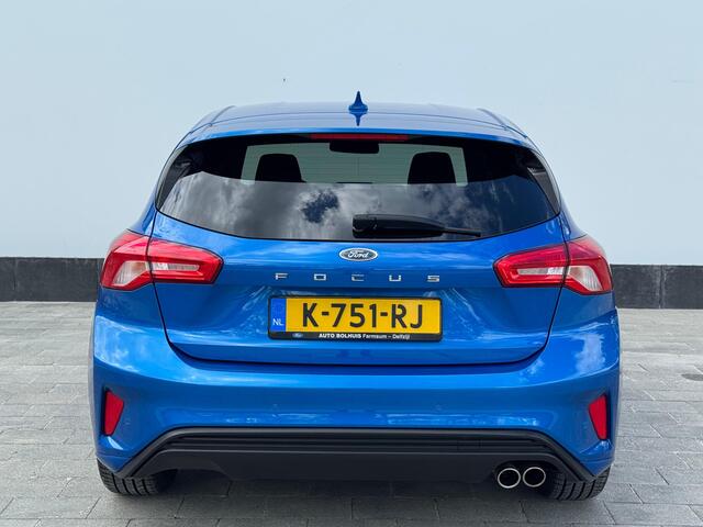 Ford FOCUS EcoBoost 125 pk ST-Line | Parkeersensoren | Apple Carplay & Android Auto | Privacy Glass | 17'' | B&O |