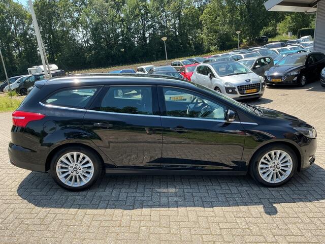 Ford FOCUS 1.0 ECOB. TITANIUM
