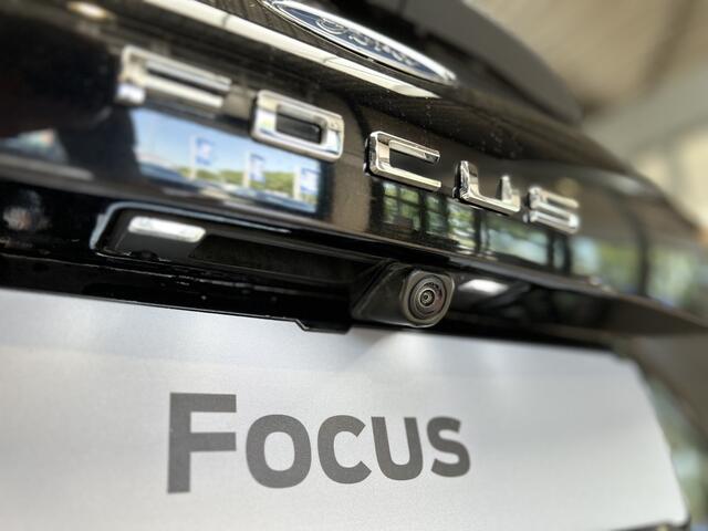 Ford FOCUS Wagon EcoBoost Hybrid 155pk ST Line X | AUTOMAAT | Matrix LED | Adapt. Cruise | AGR Stoel | Elektrische Achterklep | Winterpack | SYNC 4 |