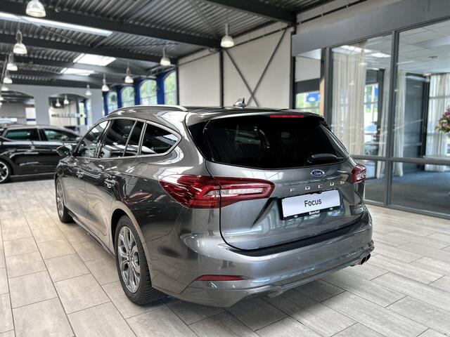 Ford FOCUS Wagon EcoBoost Hybrid 155pk ST Line X | AUTOMAAT | Matrix LED | Adapt. Cruise | AGR Stoel | Elektrische Achterklep | Winterpack | SYNC 4 |
