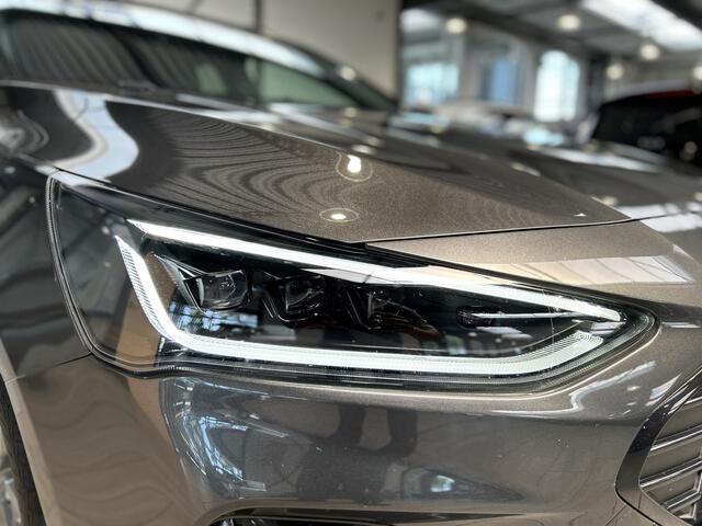 Ford FOCUS Wagon EcoBoost Hybrid 155pk ST Line X | AUTOMAAT | Matrix LED | Adapt. Cruise | AGR Stoel | Elektrische Achterklep | Winterpack | SYNC 4 |