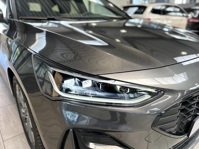 Ford FOCUS Wagon EcoBoost Hybrid 155pk ST Line X | AUTOMAAT | Matrix LED | Adapt. Cruise | AGR Stoel | Elektrische Achterklep | Winterpack | SYNC 4 |