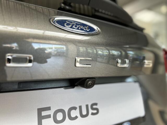 Ford FOCUS Wagon EcoBoost Hybrid 155pk ST Line X | AUTOMAAT | Matrix LED | Adapt. Cruise | AGR Stoel | Elektrische Achterklep | Winterpack | SYNC 4 |
