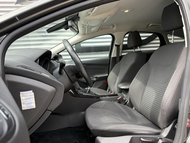 Ford FOCUS 1.0 Titanium Navi|Clima|Cruise|PDC V+A|Carplay|N.A.P|APK tot 01-2027