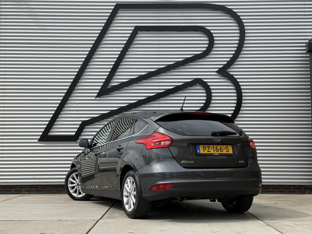 Ford FOCUS 1.0 Titanium Navi|Clima|Cruise|PDC V+A|Carplay|N.A.P|APK tot 01-2027