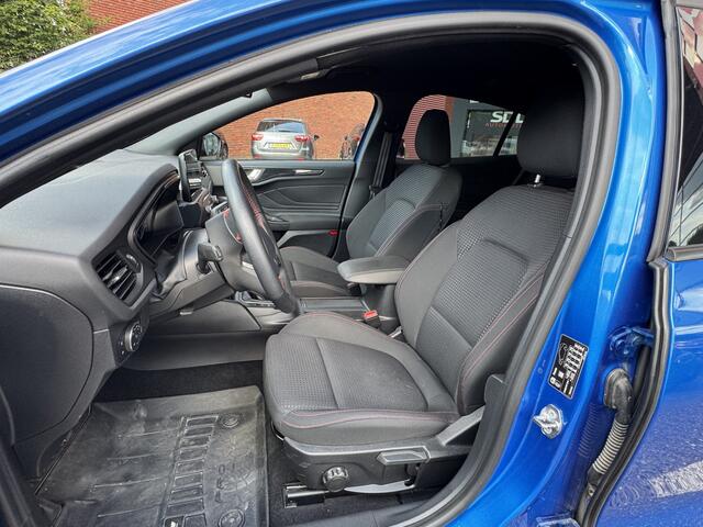 Ford FOCUS 1.5 EcoBoost ST Line Business // 183 PK!! // B&O AUDIO // APPLE CARPLAY - ANDROID AUTO // CAMERA // CLIMA // ADAPTIVE CRUISE // STOEL + STUUR VERWARMING //