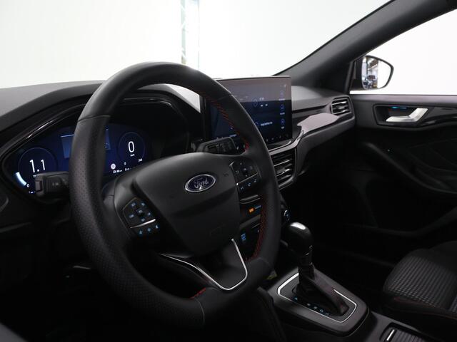 Ford FOCUS 1.0 EcoBoost Hybrid ST Line X | Trekhaak | Panoramadak | Winterpakket | Matrix Led Koplampen | Navigatie |